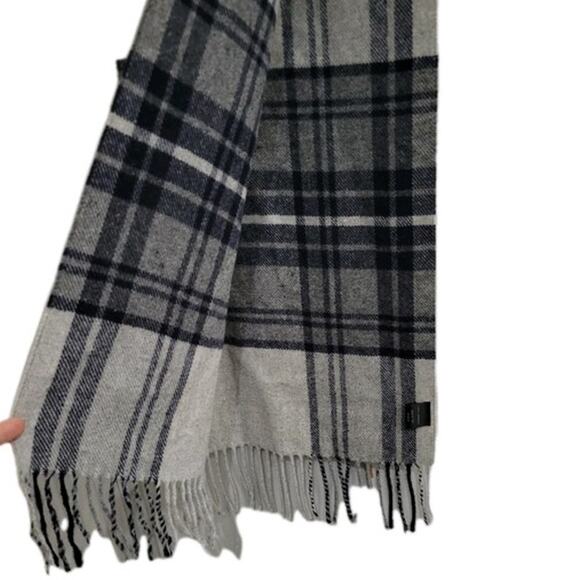Italian Woollen Treasures Luxury 100% Lambswool Scarf Fringe Plaid‎ - NEW - Picture 1 of 8